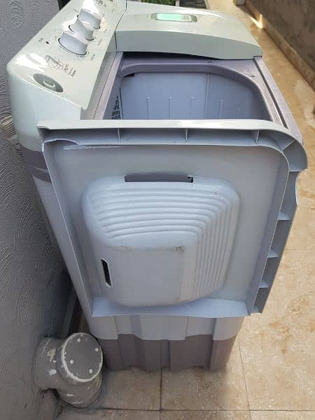 washing machine + dryer super asia brand new condition 1