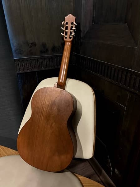 Yamaha C40 classical guitar 3
