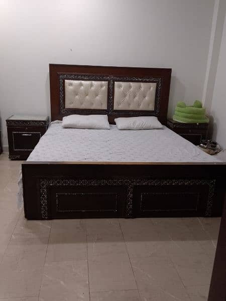 bed set king size bed with side tables and dressing table . 03069292196 1
