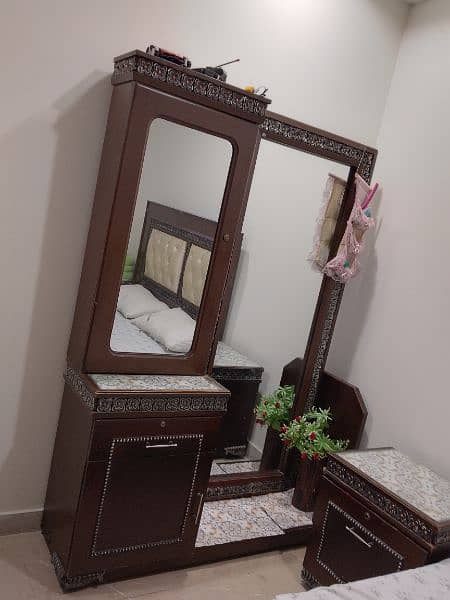 bed set king size bed with side tables and dressing table . 03069292196 3