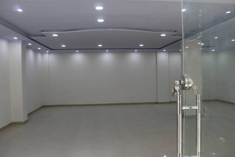 1200 Sq-ft Hall for Rent in civic center Bahria phase 4 beside manjoo 5