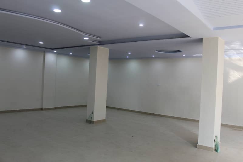1200 Sq-ft Hall for Rent in civic center Bahria phase 4 beside manjoo 7
