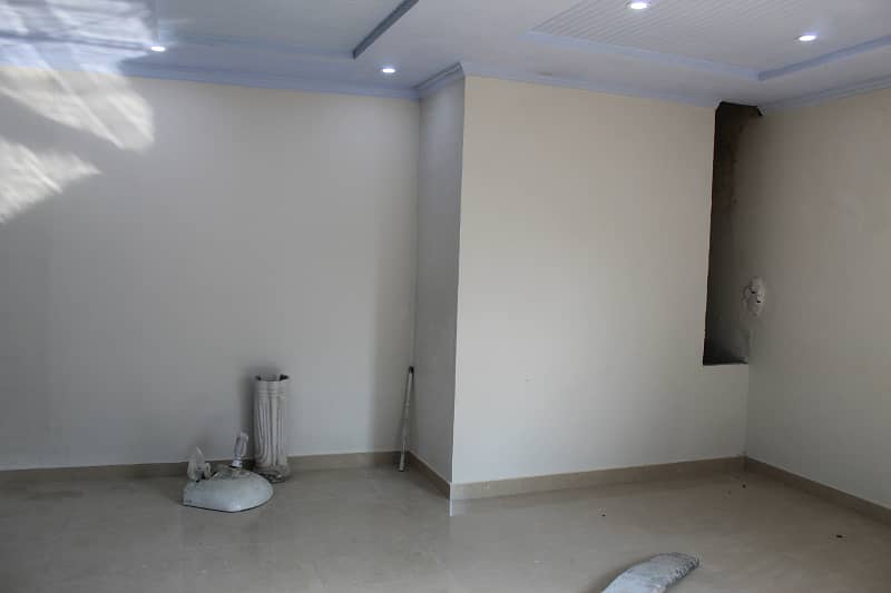 1200 Sq-ft Hall for Rent in civic center Bahria phase 4 beside manjoo 8