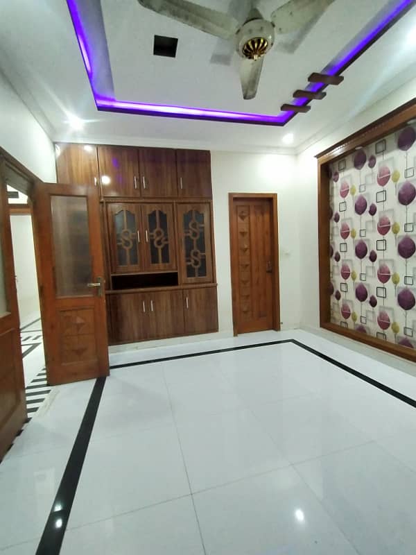 G13-4 Marla Luxury Brand New Upper Portion available for rent 1