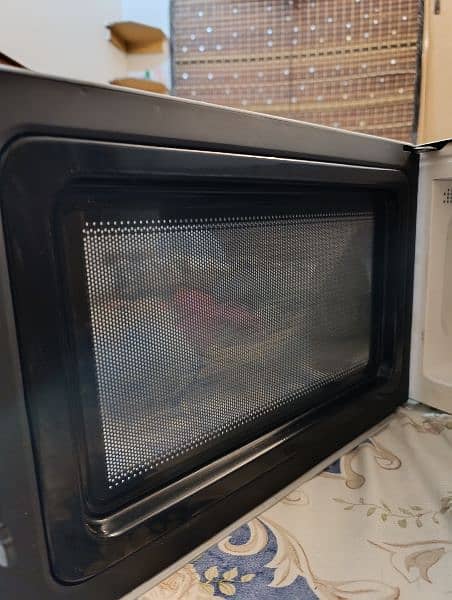 sharp microwave oven urgent sale 3