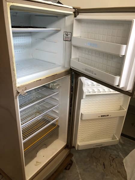 Dawlance malaysian refrigerator for sale price is 40000 3