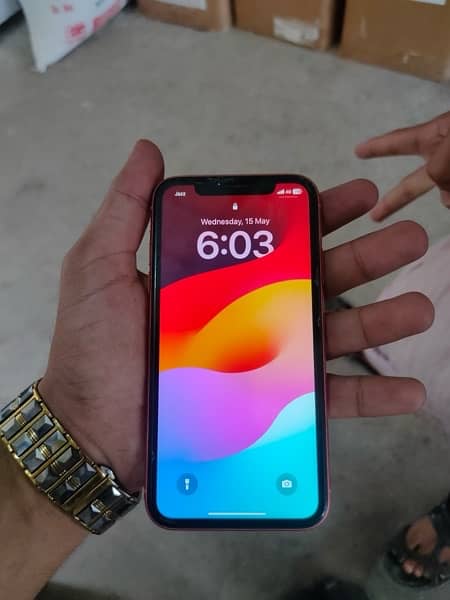 iphone xr Pta approved 64 GB for more information contact on watsapp 4