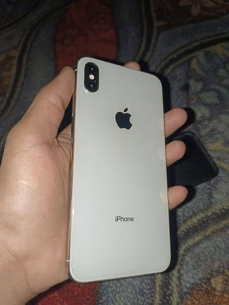 iphone xs max 64 PTA approved 4