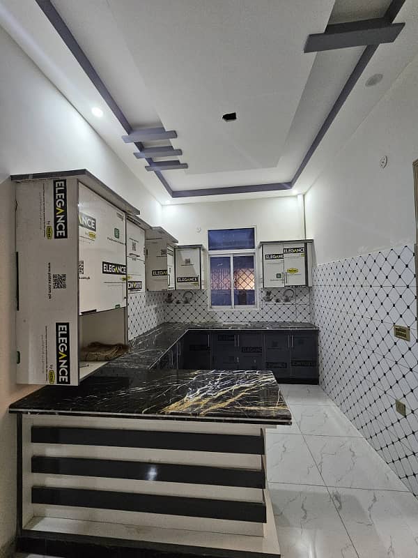 Beautiful Portion For Sale in Gulistan e Jauhar Block 14. . 1