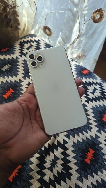 iphone 11 pro max PTA approved 03098483503 5