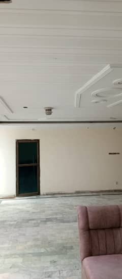 Ideal 800 sqft Office Available for Rent At susan Road best for Consultancy, IT work, Call Center 0