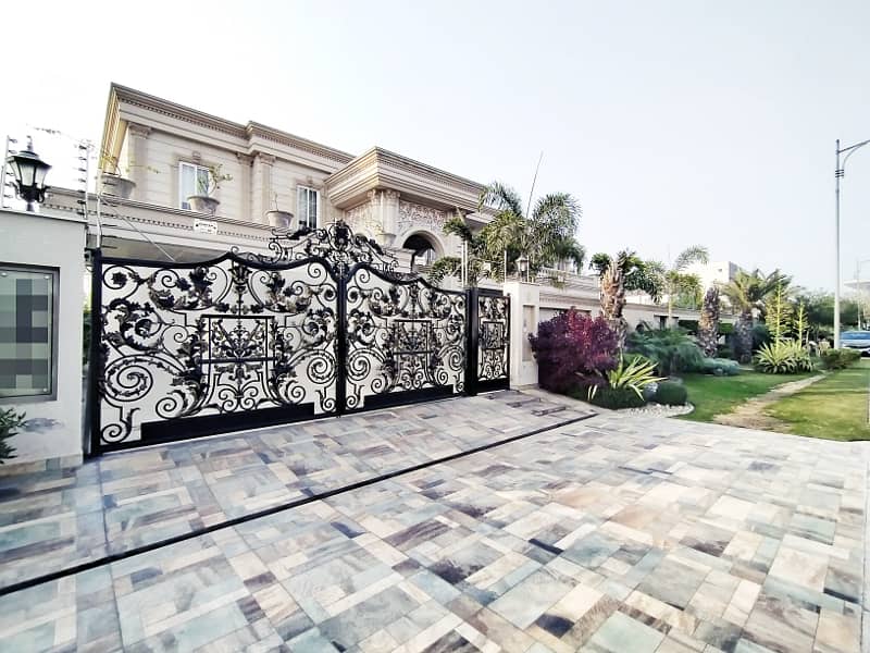 Facing Park 2 Kanal Villa For Sale In Dha Phase 8 5