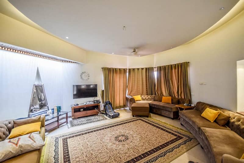 Facing Park 2 Kanal Villa For Sale In Dha Phase 8 28