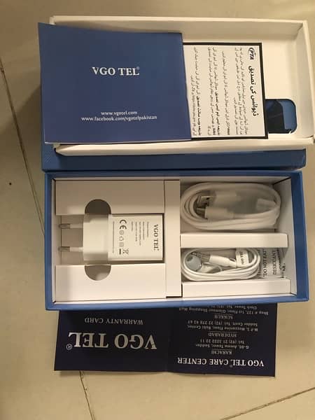 new phone vgo tel 64gb with waranty with all Accesories r 6