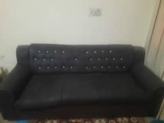 sofa very negotiable price 0