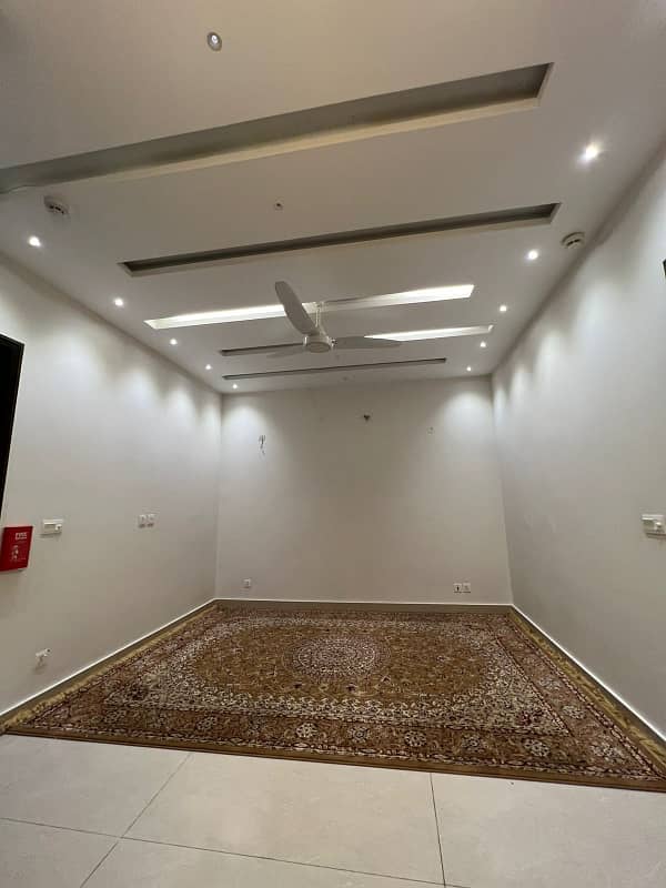 5 MARLA FULLY FURNISHED HOUSE AVAILABLE FOR RENT IN DHA 9 TOWN 14