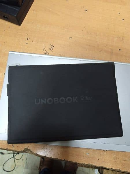 UNOBOOK 2 WINDOWS TABLET 10.1 INCH FINGER TOUCH WITH KEYBOARD 1