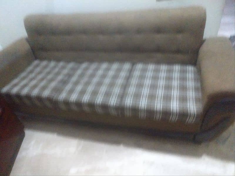 5 Seater sofa 1