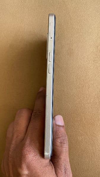 Oppo F21 Pro. 10/10 Condition . One Hand Use 3