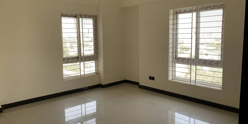 Ready To Move 3 Bed Apartment In Sindhi Muslim Karachi For Sale 6