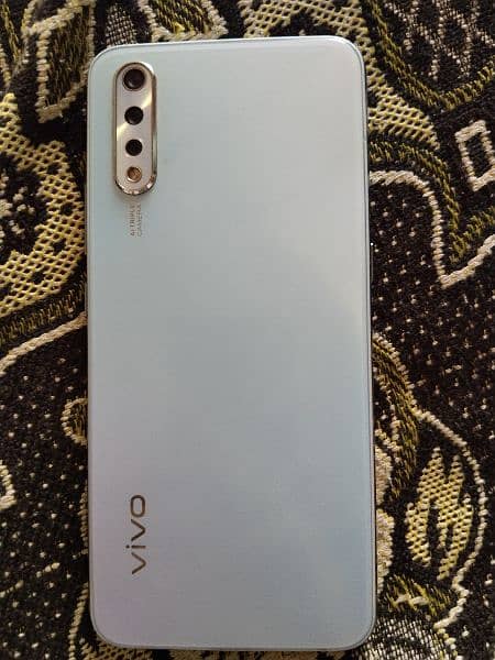 VIVO S1 0