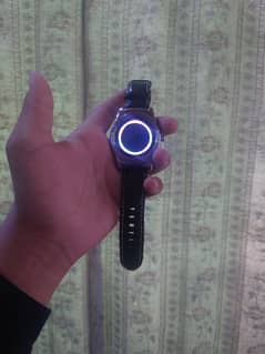 LG high tech watch