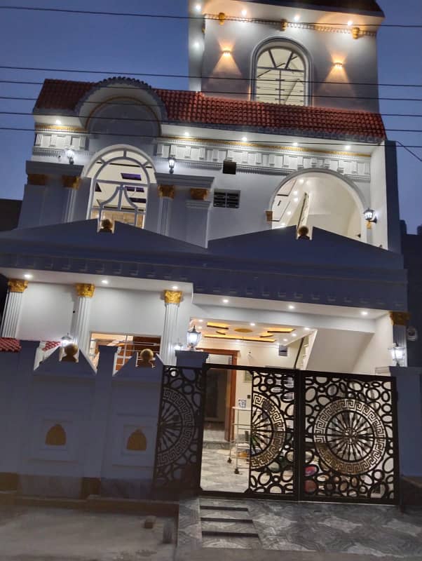 Pine Avenue 5 Marla Triple Story House For Sale Near Valencia Town Lahore 11