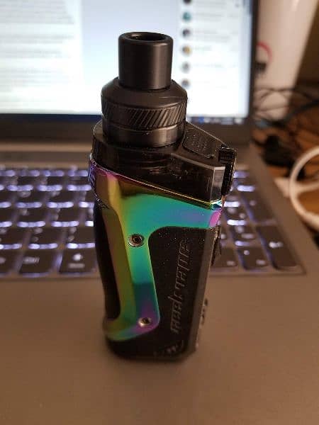 Geek Vape Aegis 1