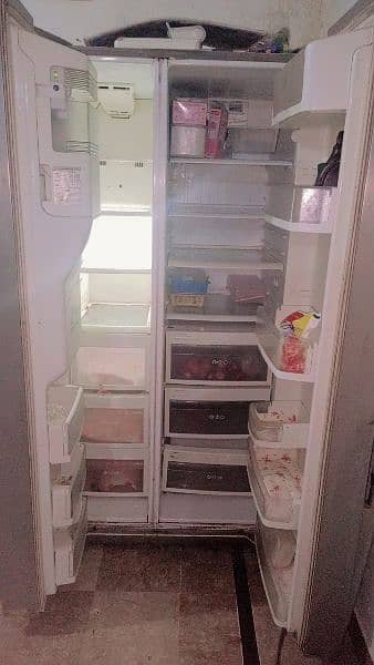 LG  double door freezer Andy freezer 2