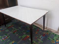 6 seats dinning table in white colour large size good quality
