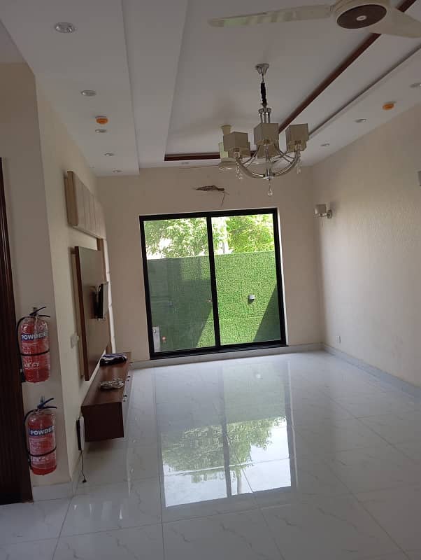 5 MARLA BRAND NEW LUXURY HOUSE AVAILABLE FOR RENT IN DHA 9 TOWN 5