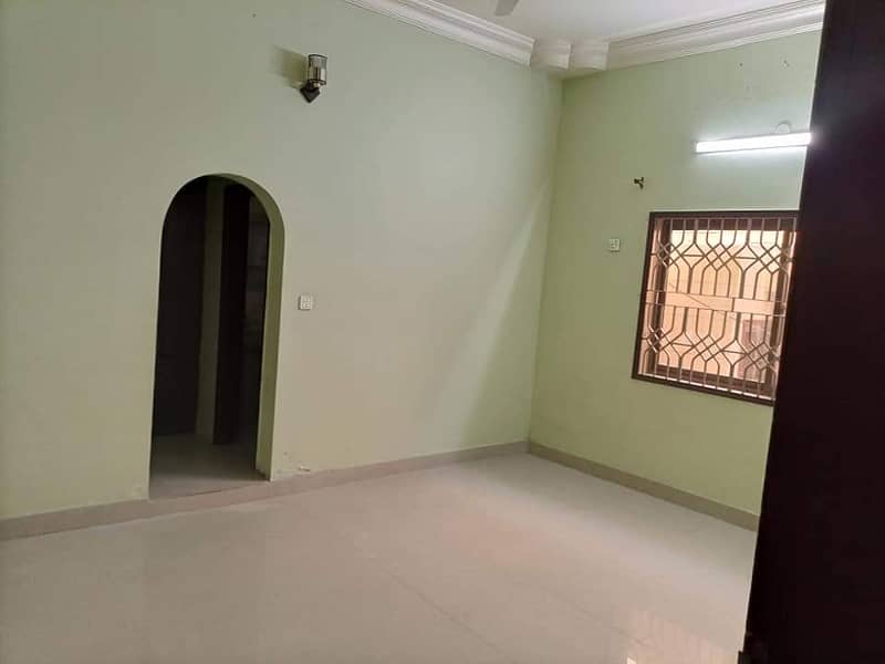300 YARD Bungalow For Rent In Clifton Block 1 17