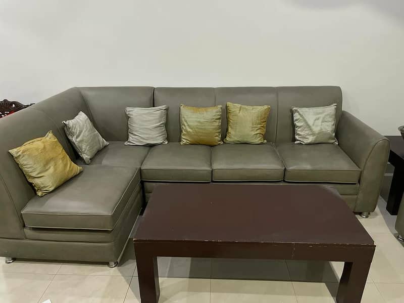 L Shaped sofa and Table set 7