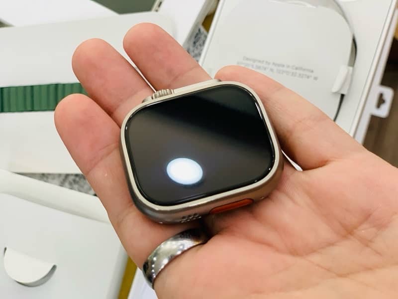 APPLE WATCH ULTRA 1  SLIGHTLY USED WITH BOX AND CHARGER 9