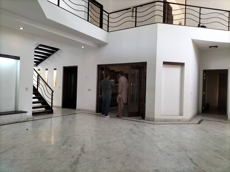 2 Kanal House Very Low Rent Only 3 Lac 7