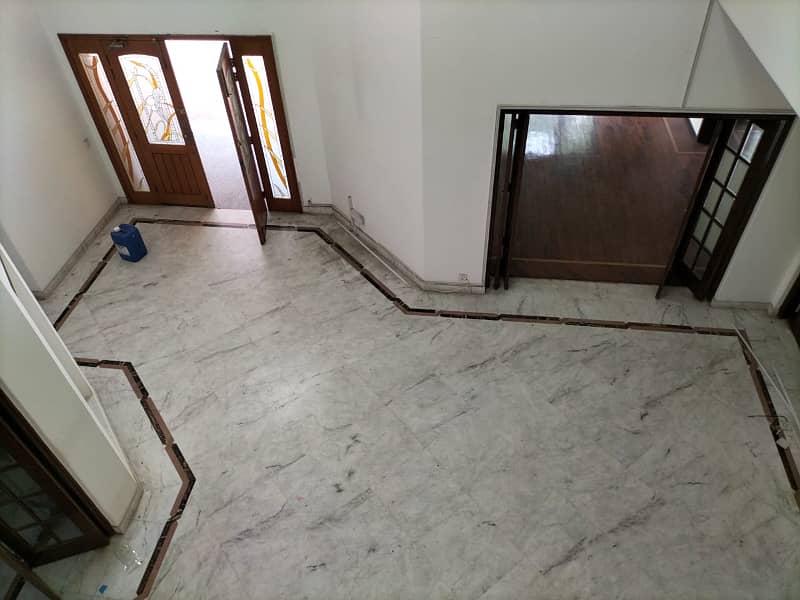 2 Kanal House Very Low Rent Only 3 Lac 28