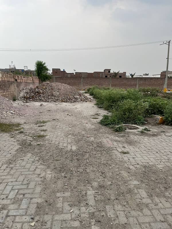 Commercial Plot For sale In Beautiful Judicial Housing Colony 10