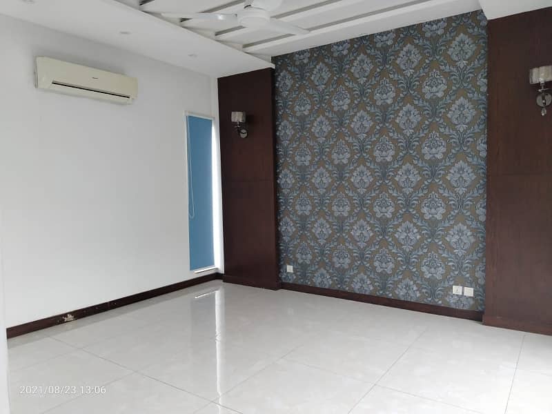Kanal House Rent In DHA Phase 3 w 1