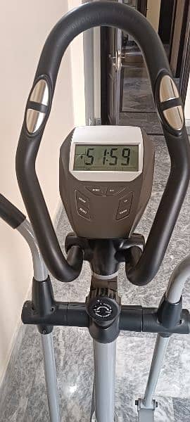 Elliptical Exercise Machine 12