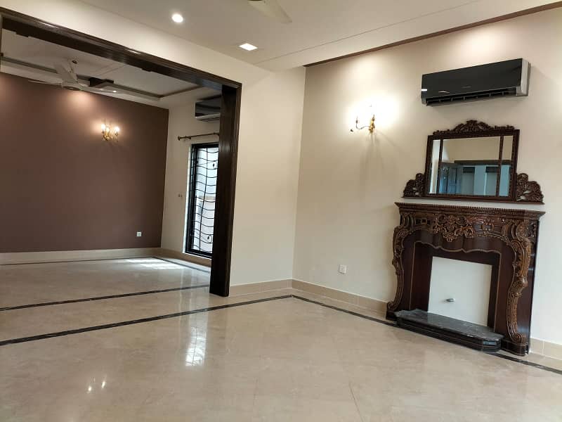 Kanal House Rent In DHA Phase 3 Z 11