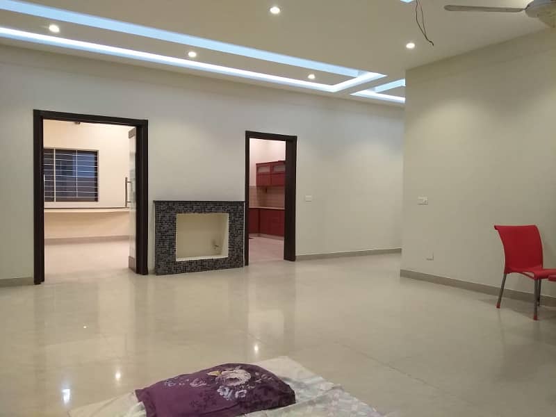 Kanal House Rent In DHA Phase 3 X 5