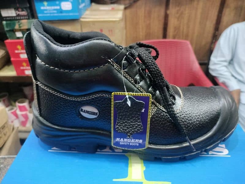every type of safety shoes steel too steel plate ranger shoes 1