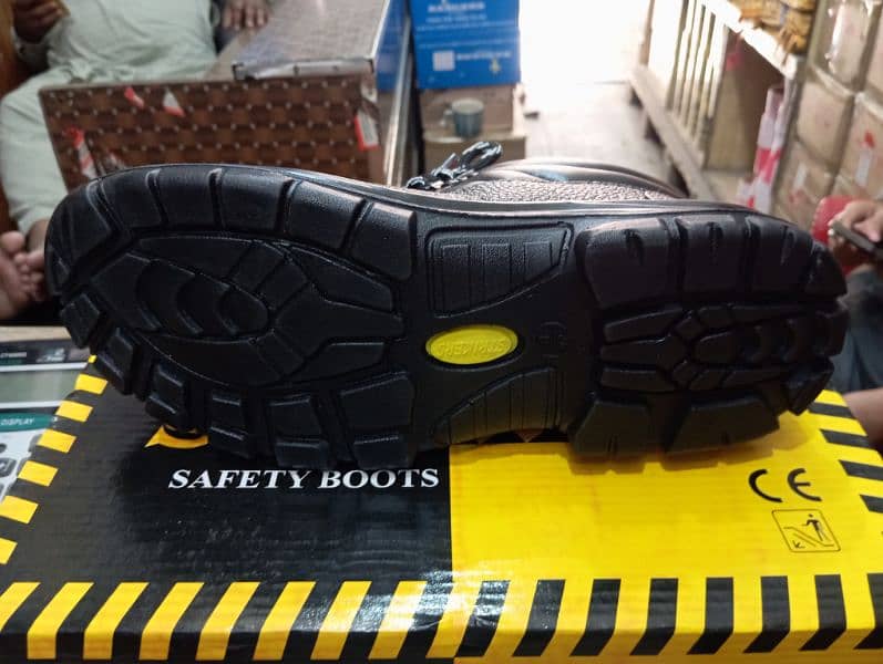 every type of safety shoes steel too steel plate ranger shoes 10