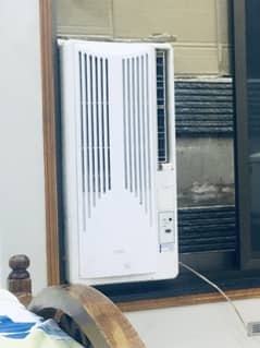 Good condition window Ac for sale