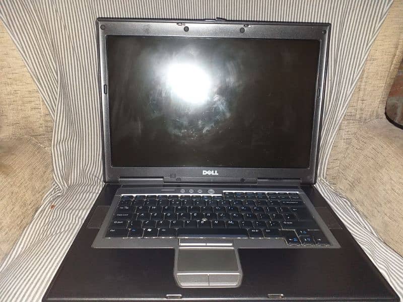 dell laptop good condition 1