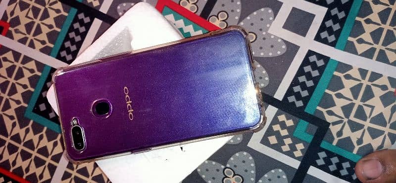 Oppo F9 Pro Pta Official Approved ( Ram 4/64 ) Condition 10/10. 5
