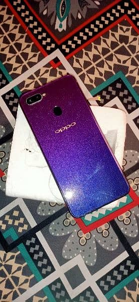Oppo F9 Pro Pta Official Approved ( Ram 4/64 ) Condition 10/10. 9