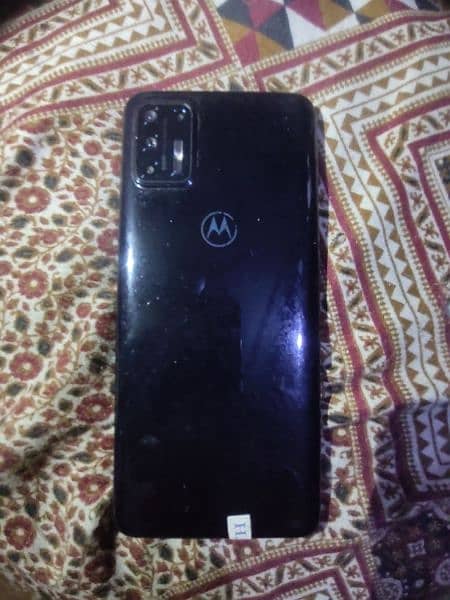 Motorola G9 plus 5000 MAH bettery 64 mega pixel 3