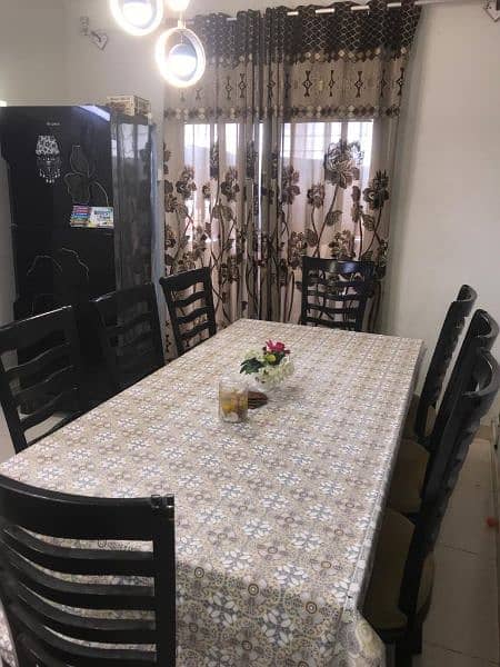 Dining Table of 8 chairs 5