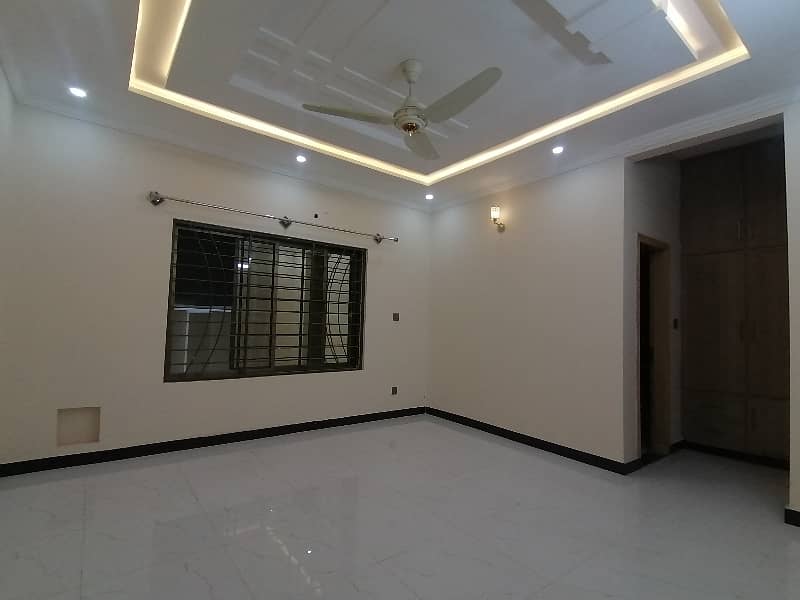 G-15/1 3200 Square Feet Brand New Beautiful House For Sale In JKCHS 4
